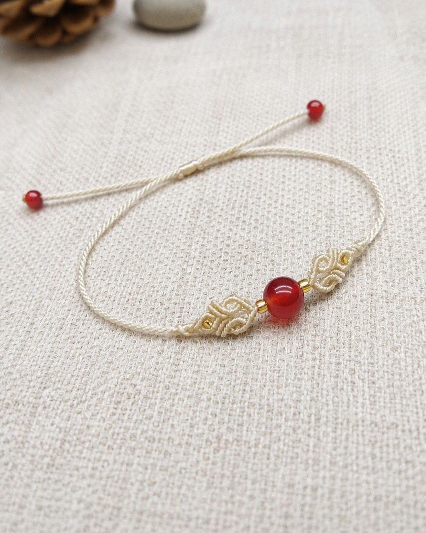 Detail Gelang Arunika